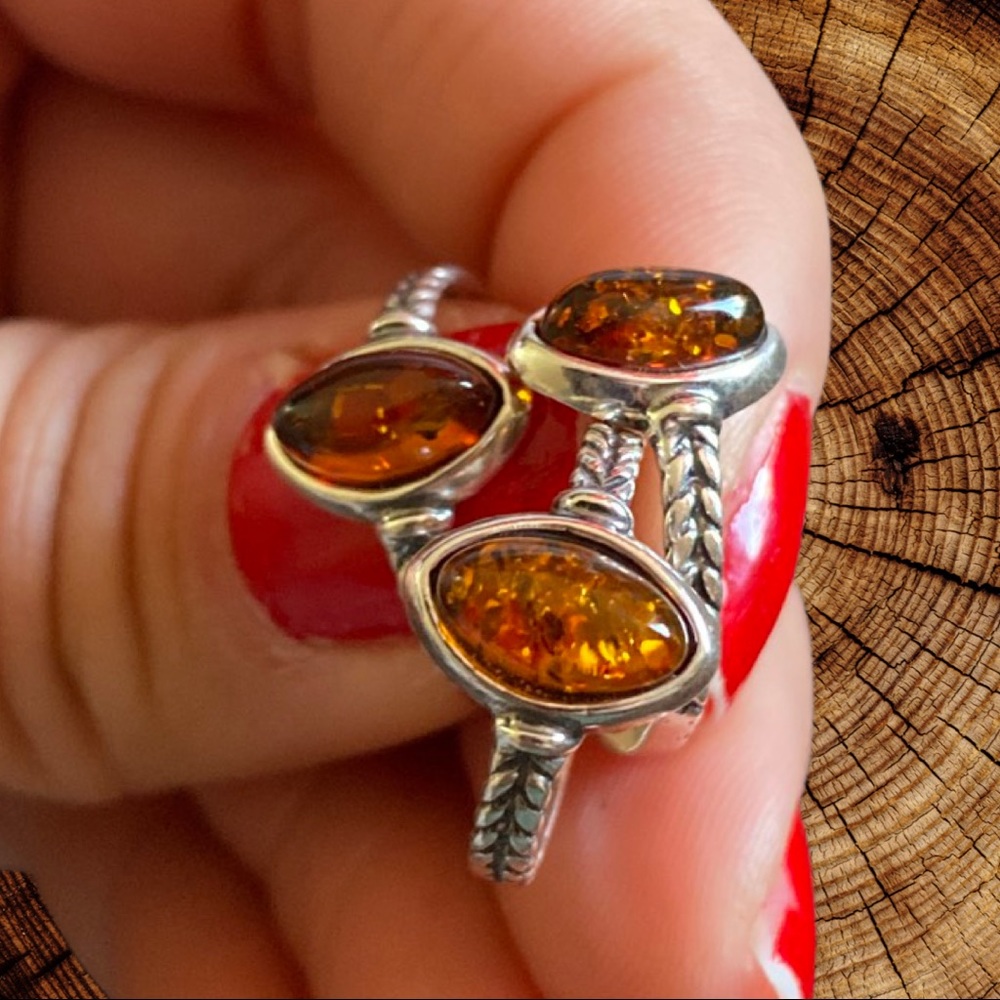 Handmade Natural amber silver ring
